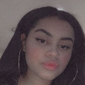 Meet your Posher, Brisa